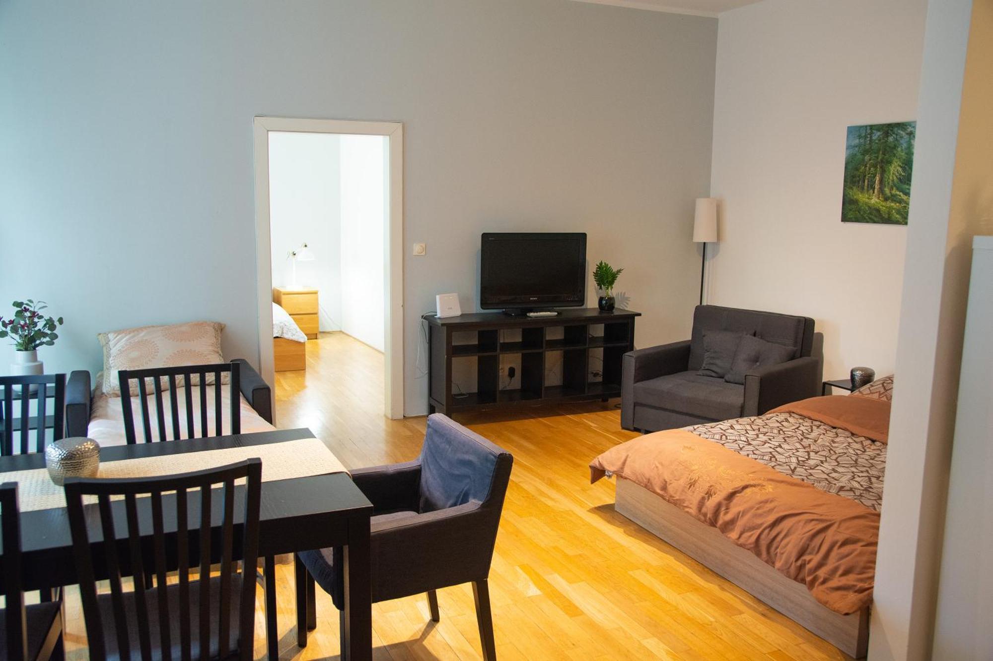 City Centre Garden Apartment With Parking Praga Esterno foto