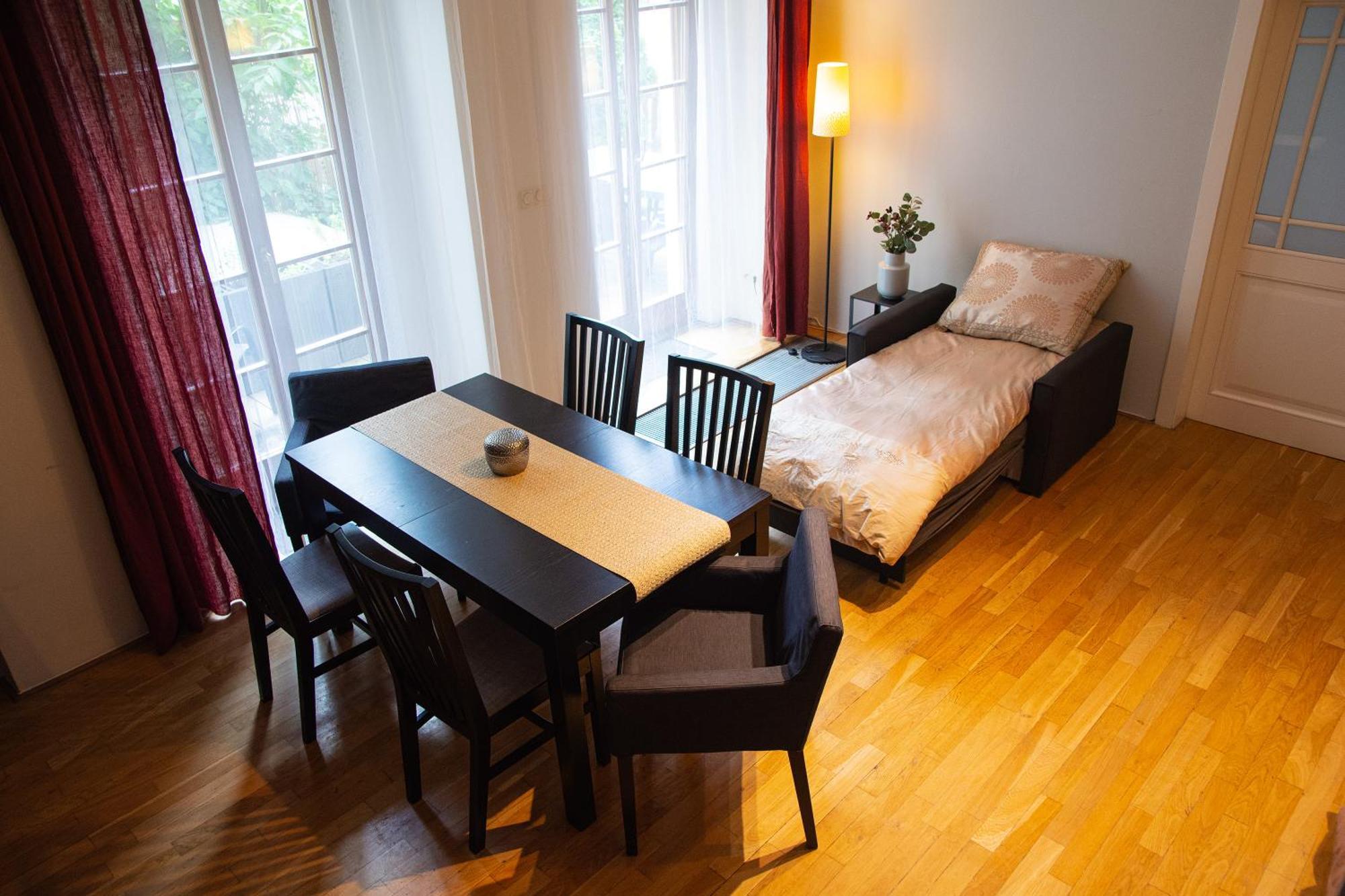 City Centre Garden Apartment With Parking Praga Esterno foto
